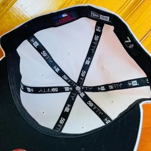 New Era New York Mets Fitted Cap 7 3/4 - Picture 3 of 3